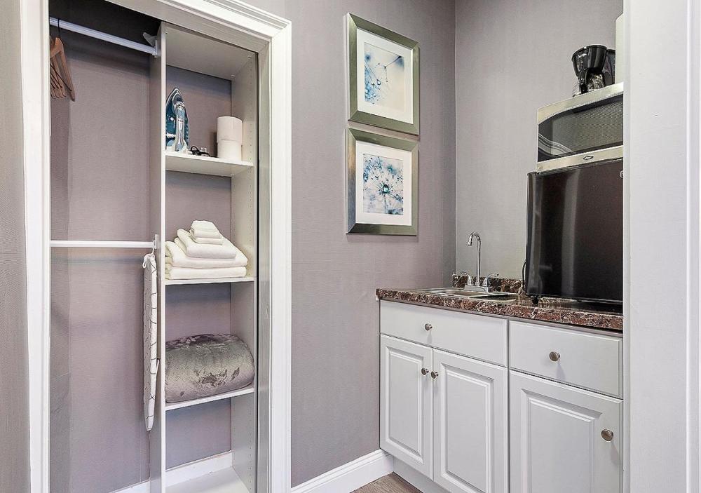 Double Room interior